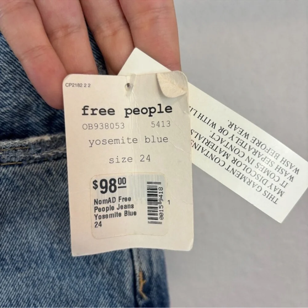 NWT Free People Women’s Yosemite Blue Denim Distressed Slit Hem Straight Jeans